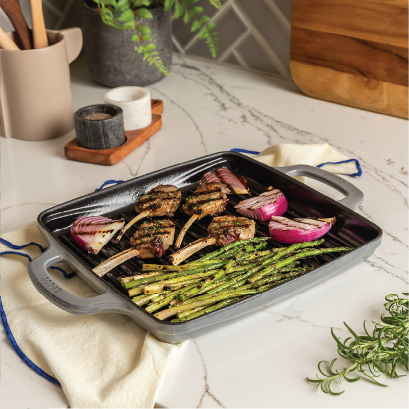 USA Enamel 11 Inch Enameled Cast Iron Grill Pan - Image 7